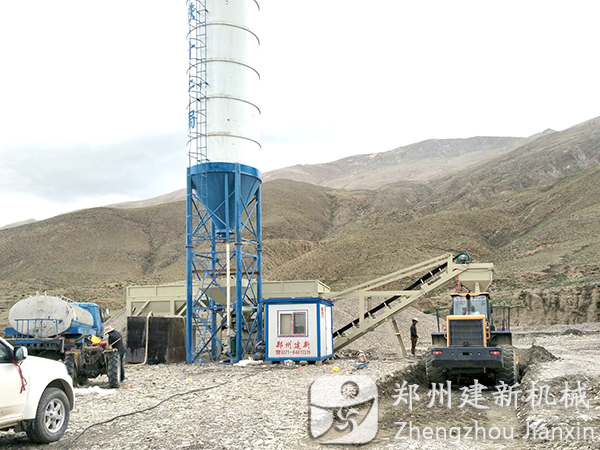 建新机械400稳定土拌和站在西藏案例现场